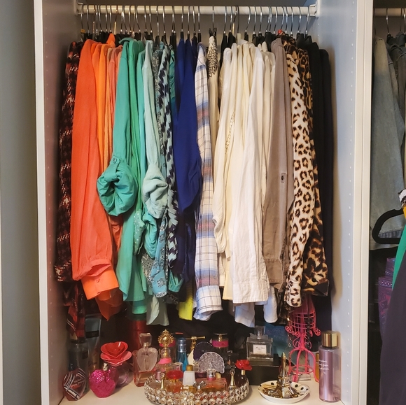 WELCOME to my closet! - Picture 12 of 16